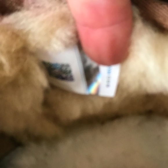 UGG Classic Ultra Mini Chestnut Boots - Picture 7 of 7